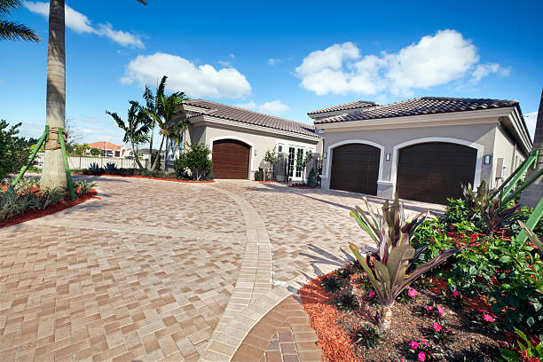 Best Driveway Pavers Contractor  in Alma, MI